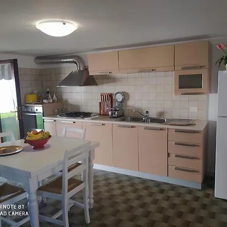 Σπίτι διακοπών La Chicca 5 Posti Letto
